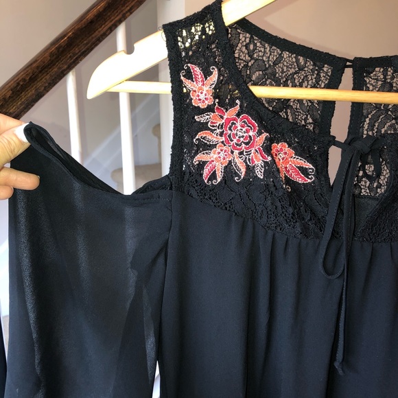 Heart Soul Cold Shoulder Mini Dress with Lace Sz S - Picture 3 of 7